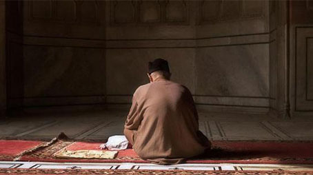 منهج القرآن في شكر النعم دراسة تفسيرية لآيات الاستخلاف والزيادة