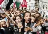 معاناة النشء الفلسطيني الدراسية في ظل الاحتلال