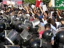  Protesters Clash with Cairo Police