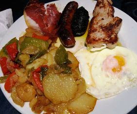 Plato alpujarre&ntilde;o 